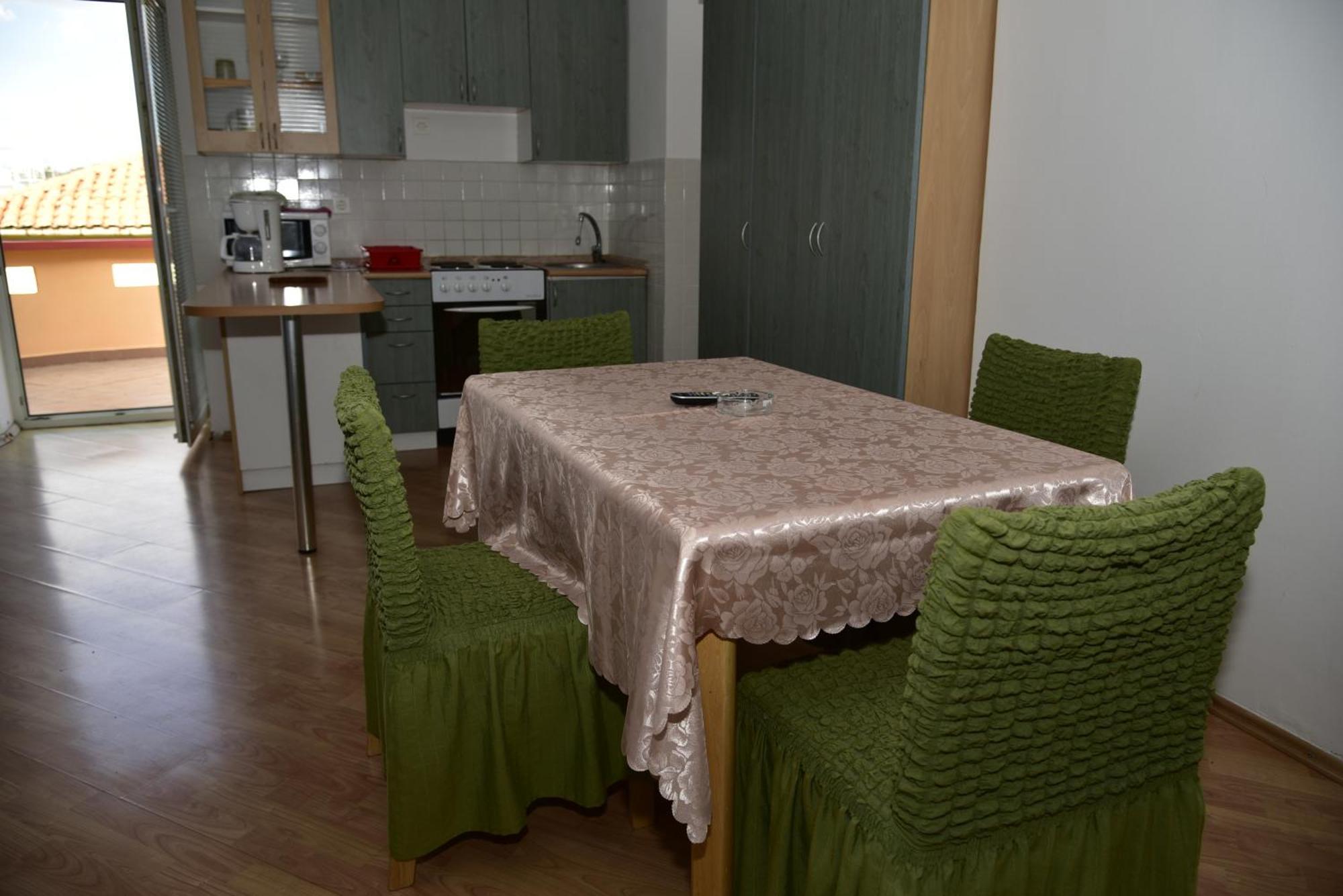 Apartments Ivka Malinska Buitenkant foto