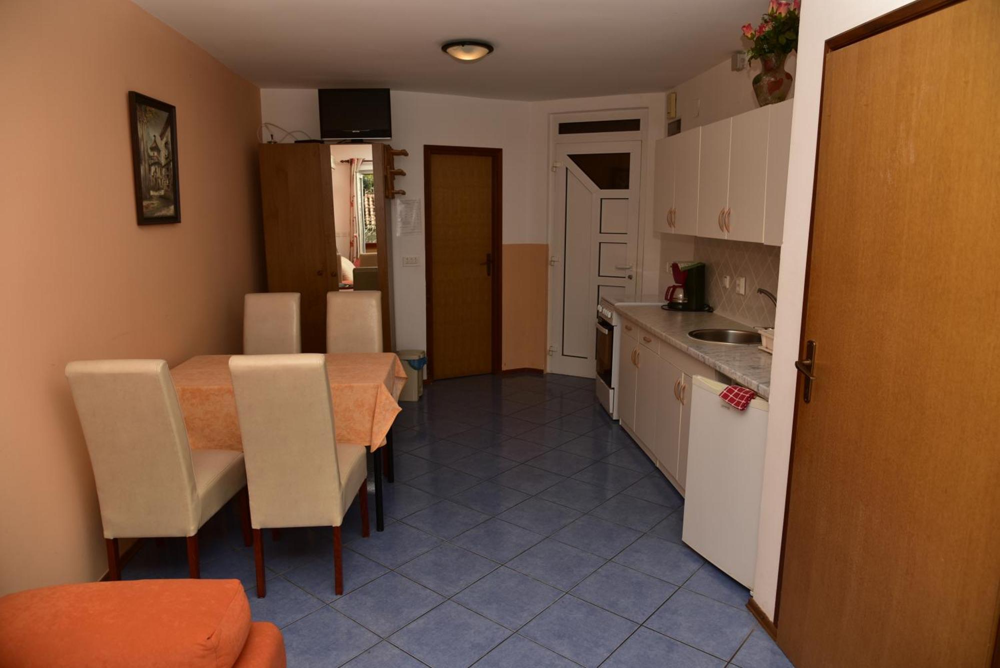 Apartments Ivka Malinska Buitenkant foto